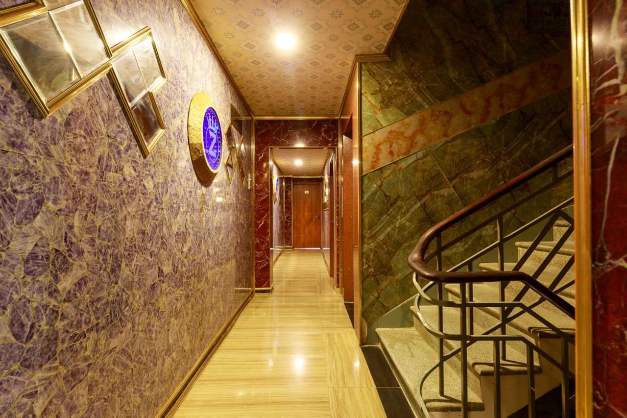 Venus Hotel & Massage - Bui Vien Walking Street โฮจิมินห์ซิตี้ ภายนอก รูปภาพ